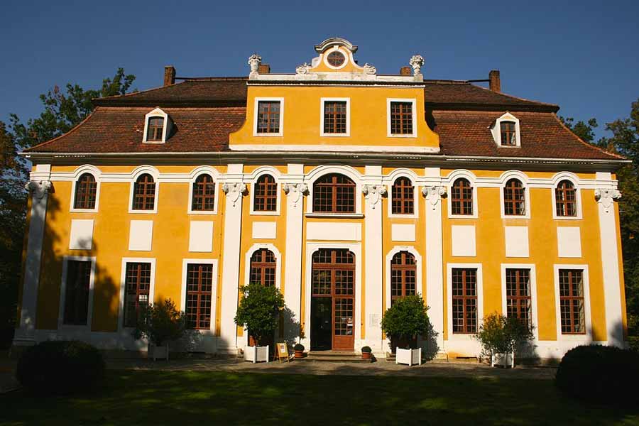 Barockschloss Neschwitz - Quelle: Spitzhofer Wikimedia Commons