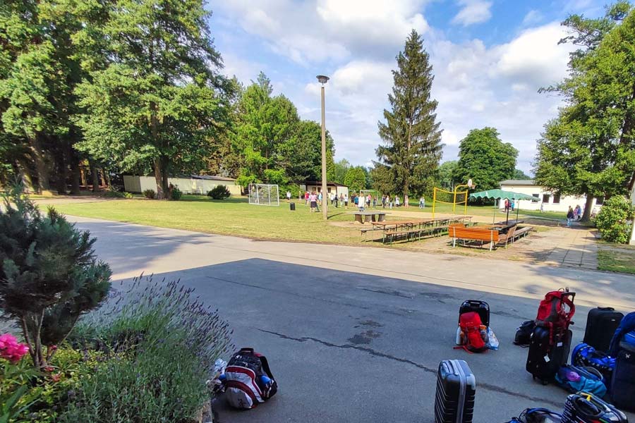 Sportanlagen mit Bolzplatz und Beachvolleyballfeld